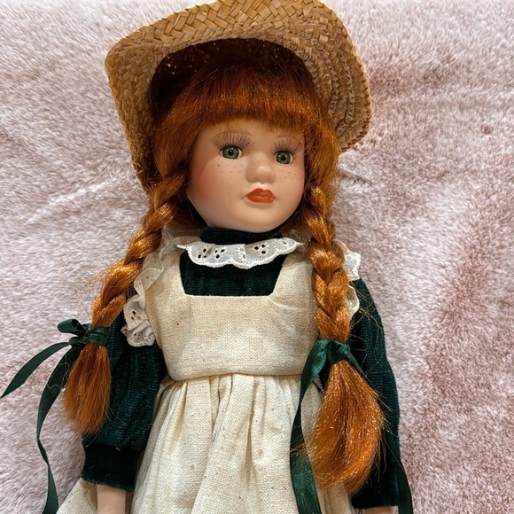 Anne of Green Gables Collectible Porcelain Doll - Picture 2 of 8